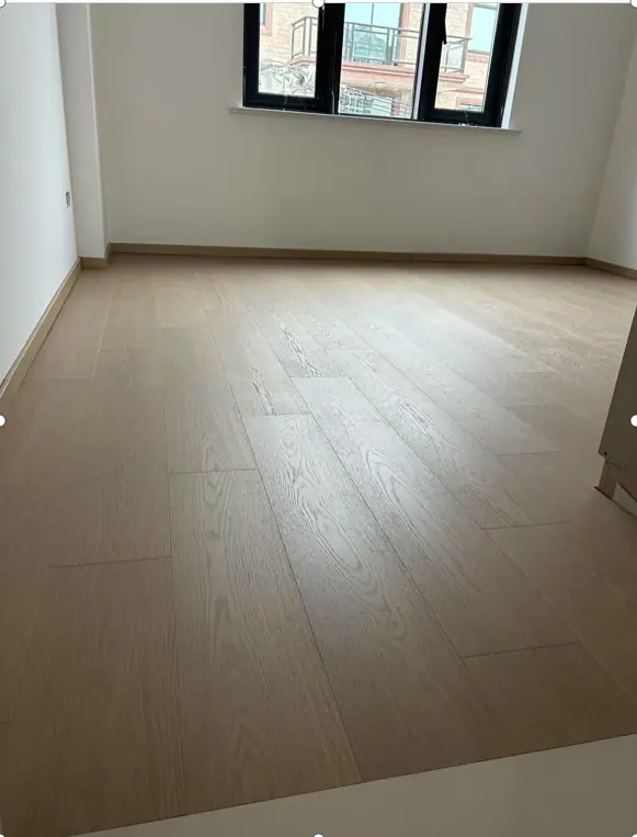 阿兹慕 B7 木地板 效果图 5